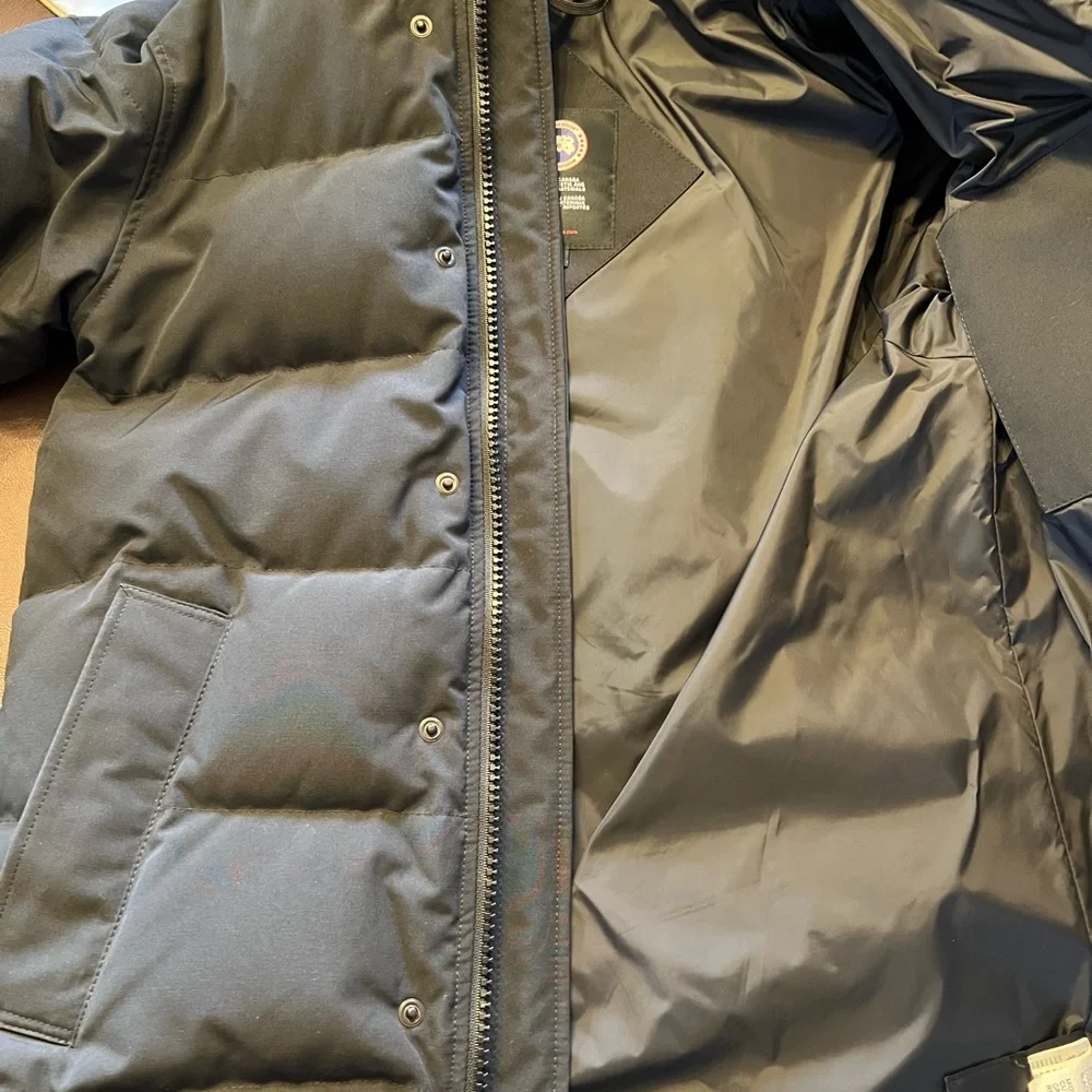 Canada Goose Men's Carson Parka Jacket - Picture 6 of 10